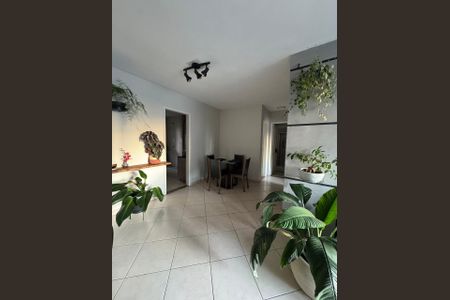 Apartamento à venda com 87m², 3 quartos e 1 vaga Apartamento à venda com 87m², 3 quartos e 1 vagaSala