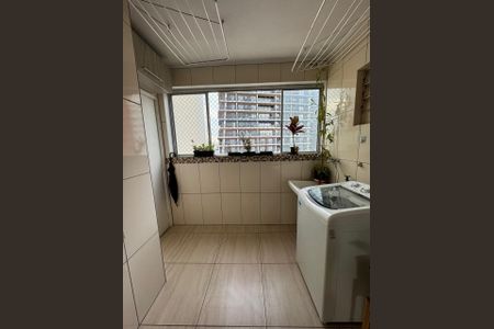 Apartamento à venda com 87m², 3 quartos e 1 vaga Apartamento à venda com 87m², 3 quartos e 1 vagaÁrea de Serviço