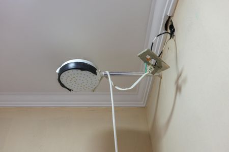 Casa à venda com 250m², 2 quartos e 2 vagas Casa à venda com 250m², 2 quartos e 2 vagasBanheiro