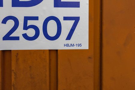 Casa à venda com 250m², 2 quartos e 2 vagas Casa à venda com 250m², 2 quartos e 2 vagasHBJM-195