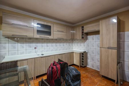 Casa à venda com 250m², 2 quartos e 2 vagas Casa à venda com 250m², 2 quartos e 2 vagasCozinha