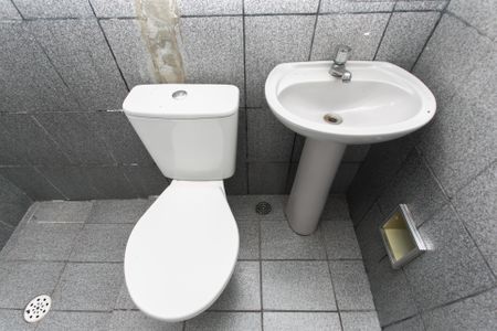 Casa à venda com 200m², 3 quartos e 1 vagaBanheiro 2
