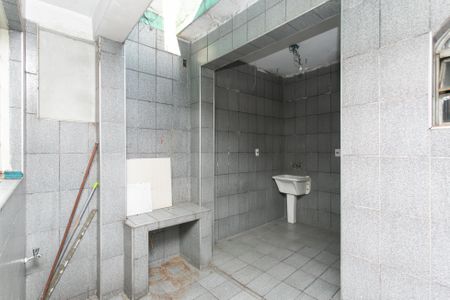 Casa à venda com 200m², 3 quartos e 1 vagaÁrea de Serviço 