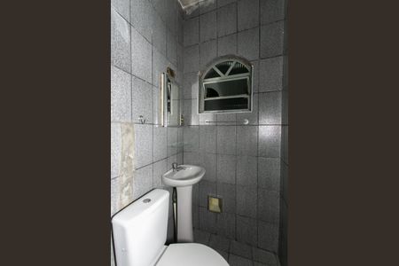 Casa à venda com 200m², 3 quartos e 1 vagaBanheiro 2