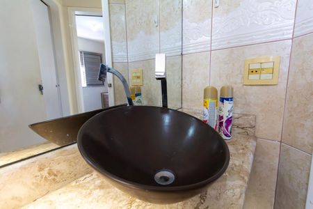 Apartamento à venda com 52m², 2 quartos e 1 vagaBanheiro