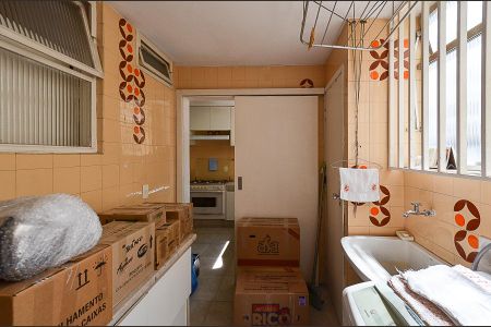 Apartamento à venda com 120m², 3 quartos e 1 vagaÁrea de Serviço