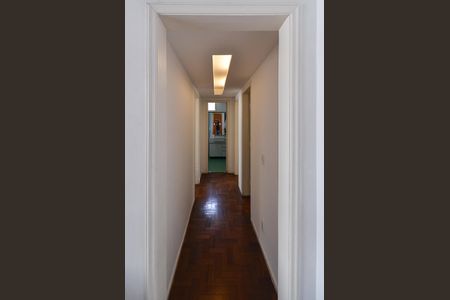 Apartamento à venda com 120m², 3 quartos e 1 vagaCorredor