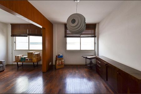 Apartamento à venda com 120m², 3 quartos e 1 vagaSala de Jantar