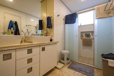 Apartamento à venda com 112m², 2 quartos e 3 vagasSuíte 1