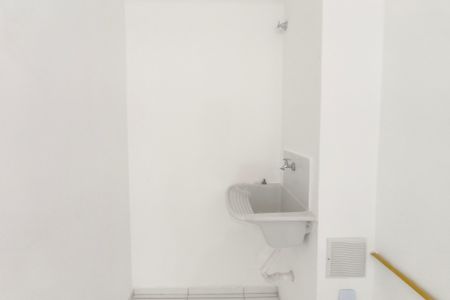 Apartamento para alugar com 36m², 2 quartos e sem vaga Apartamento para alugar com 36m², 2 quartos e sem vagaÁrea de Serviço