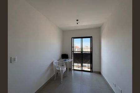 Apartamento à venda com 38m², 2 quartos e sem vaga Apartamento à venda com 38m², 2 quartos e sem vagaSala