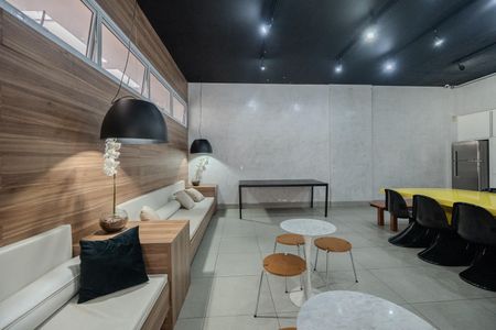 Apartamento à venda com 45m², 1 quarto e 1 vagaÁrea comum - Salão de festas