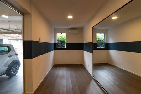 Casa à venda com 432m², 5 quartos e 4 vagasGaragem