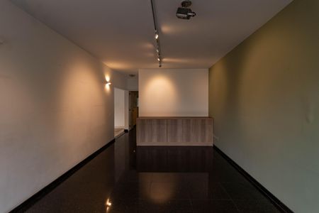 Casa à venda com 432m², 5 quartos e 4 vagasSala