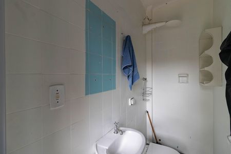 Casa à venda com 432m², 5 quartos e 4 vagasBanheiro de serviço