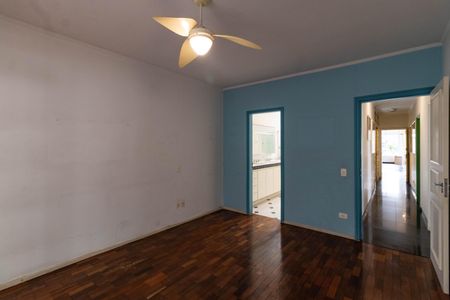 Casa à venda com 432m², 5 quartos e 4 vagasSuíte 1
