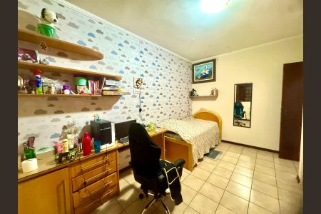 Casa à venda com 230m², 4 quartos e 4 vagasQuarto 2