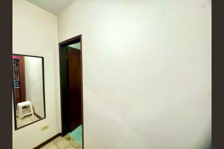 Casa à venda com 230m², 4 quartos e 4 vagasCloset da suíte