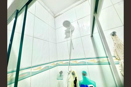 Casa à venda com 230m², 4 quartos e 4 vagasBanheiro 1