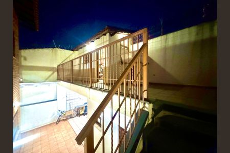 Casa à venda com 230m², 4 quartos e 4 vagasQuintal