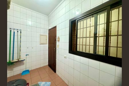 Casa à venda com 230m², 4 quartos e 4 vagasÁrea de Serviço