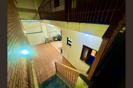 Casa à venda com 230m², 4 quartos e 4 vagasQuintal