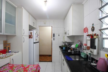 Apartamento para alugar com 77m², 2 quartos e 1 vagaCozinha 