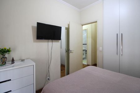 Apartamento para alugar com 77m², 2 quartos e 1 vagaQuarto 2