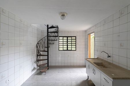 Sala e Cozinha  de casa para alugar com 1 quarto, 50m² em Guaianases, São Paulo