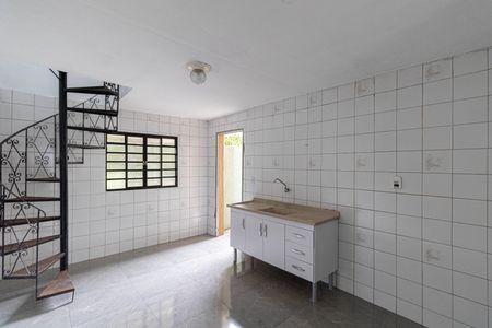 Casa para alugar com 50m², 1 quarto e 1 vagaSala e Cozinha 