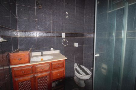 Apartamento à venda com 75m², 2 quartos e 1 vaga Apartamento à venda com 75m², 2 quartos e 1 vagaBanheiro