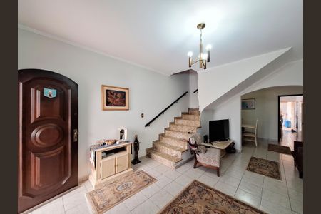 Casa à venda com 130m², 4 quartos e 2 vagasSala
