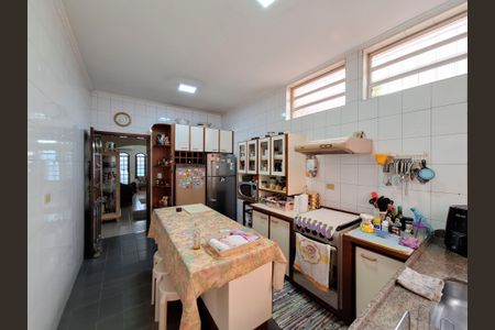 Casa à venda com 130m², 4 quartos e 2 vagasCozinha