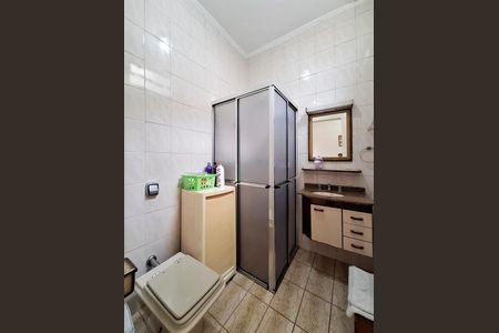 Casa à venda com 130m², 4 quartos e 2 vagasBanheiro 2