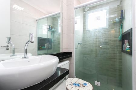 Apartamento à venda com 56m², 2 quartos e 1 vagaBanheiro 