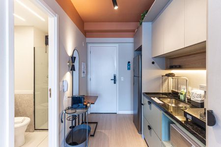 Cozinha de kitnet/studio à venda com 1 quarto, 24m² em Consolação, São Paulo