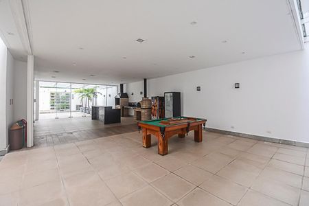 Apartamento para alugar com 260m², 3 quartos e 3 vagas Apartamento para alugar com 260m², 3 quartos e 3 vagasÁrea comum