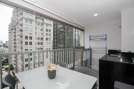 Studio para alugar com 44m², 1 quarto e sem vaga Studio para alugar com 44m², 1 quarto e sem vagaVaranda