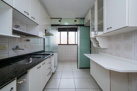 Apartamento à venda com 74m², 3 quartos e 2 vagas Apartamento à venda com 74m², 3 quartos e 2 vagasCozinha