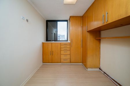 Apartamento à venda com 74m², 3 quartos e 2 vagas Apartamento à venda com 74m², 3 quartos e 2 vagasSuíte