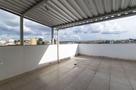 Apartamento à venda com 120m², 3 quartos e 2 vagas Apartamento à venda com 120m², 3 quartos e 2 vagasCobertura