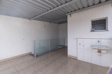 Apartamento à venda com 120m², 3 quartos e 2 vagas Apartamento à venda com 120m², 3 quartos e 2 vagasCobertura