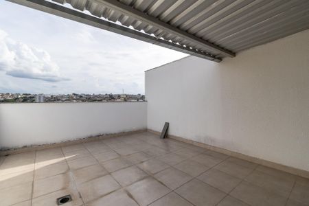 Apartamento à venda com 120m², 3 quartos e 2 vagas Apartamento à venda com 120m², 3 quartos e 2 vagasCobertura