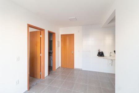 Sala de apartamento para alugar com 2 quartos, 42m² em Jardim Boa Vista (zona Oeste), Osasco