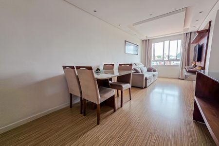 Sala de apartamento para alugar com 3 quartos, 63m² em Jardim Utinga, Santo André