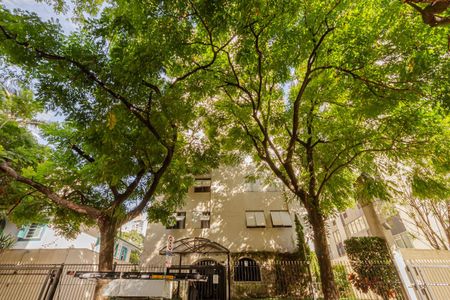 Apartamento para alugar com 65m², 2 quartos e 1 vagaFachada