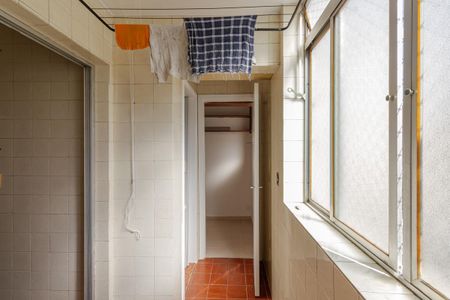 Apartamento para alugar com 65m², 2 quartos e 1 vagaÁrea de Serviço