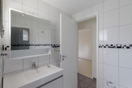 Banheiro de apartamento para alugar com 2 quartos, 65m² em Vila Olímpia, São Paulo