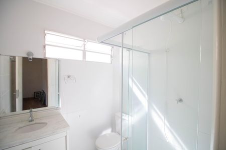 Casa à venda com 180m², 3 quartos e 1 vagaBANHEIRO