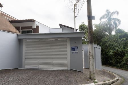 Casa para alugar com 141m², 3 quartos e 2 vagasFachada / Placa 